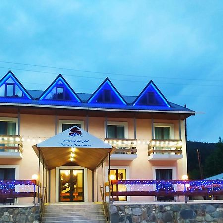 Hotel White Mountains • Თეთრი Მთები Mestia Kültér fotó