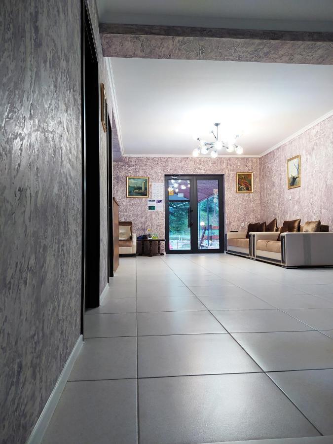 Hotel White Mountains • Თეთრი Მთები Mestia Kültér fotó
